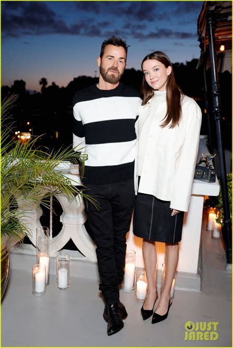 Justin Theroux Joins Girlfriend Nicole Brydon Bloom。